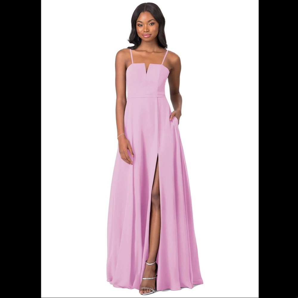 AZAZIE JANNETH 
A-Line Chiffon Floor-Length Dress with Pockets Candy Pink, A0